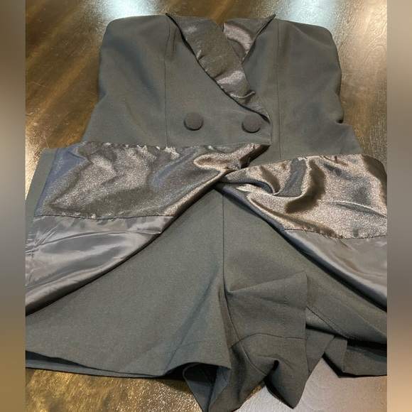 🖤 Party, Dressy Romper! 🎉 - Picture 5 of 6